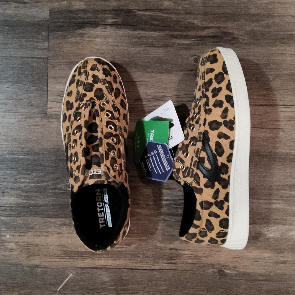 New Tretorn Ortholite Leopard Print Laceless Sneakers